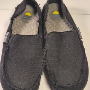 Maui Island Black Women's Flats